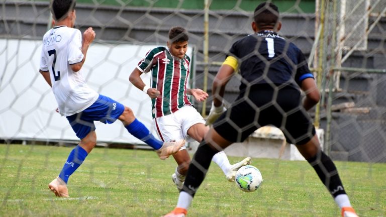 COPA DO BRASIL SUB-17. JOGO DE IDA. OITAVAS DE FINAL. FLUMINENSE-RJ. CONFIANÇA-SE.