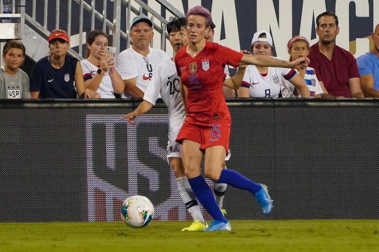 FUTEBOL FEMININO. RECONHECIMENTO.