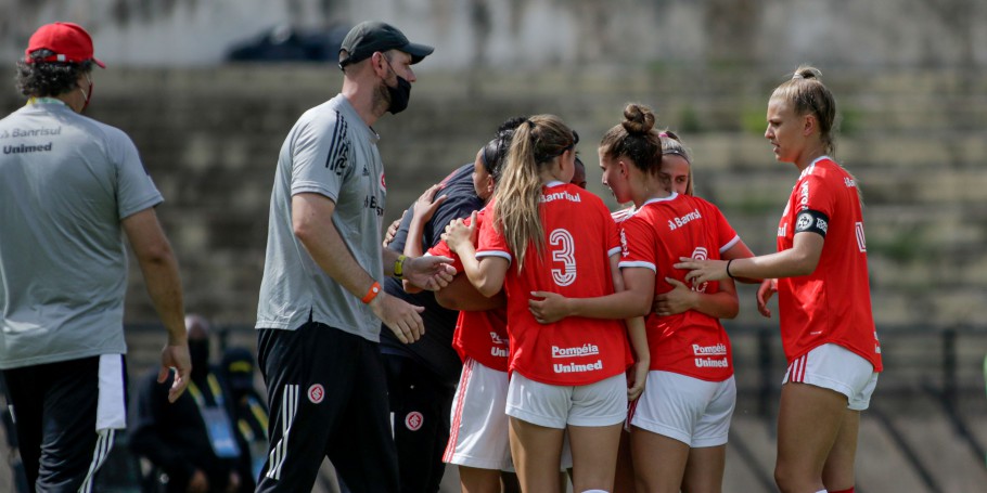 CAMPEONATO BRASILEIRO DE FUTEBOL FEMININO SUB-16. FINAL. JOGO ÚNICO. INTERNACIONAL-RS. CAMPEÃO. MINAS BRASÍLIA-DF. VICE-CAMPEÃO.