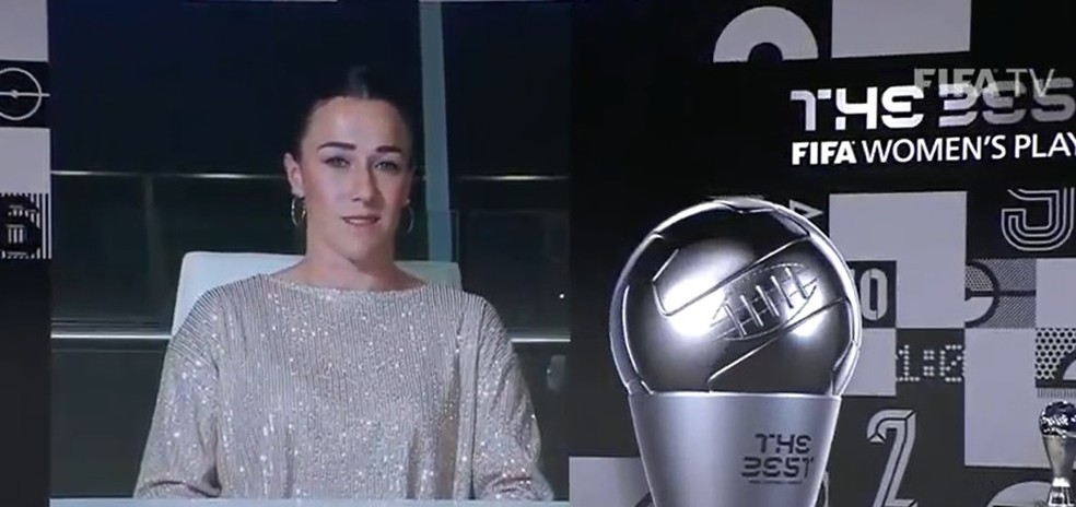 LUCY BRONZE. OURO. MELHOR JOGADORA.