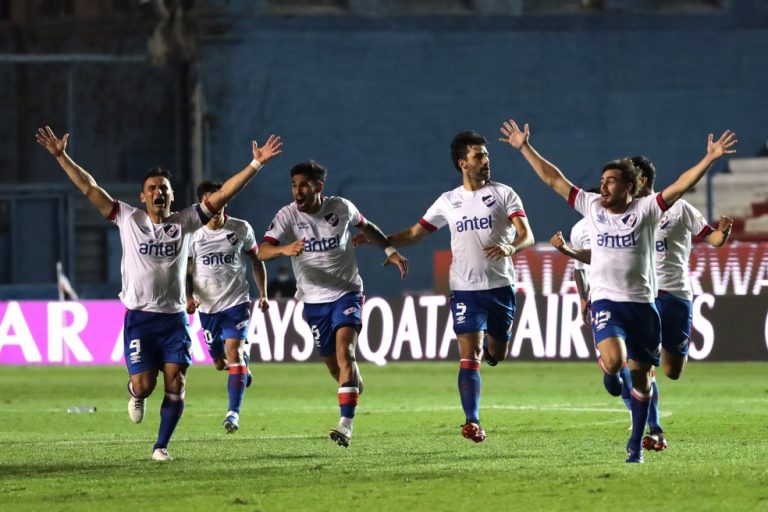 TAÇA LIBERTADORES DA AMÉRICA DE 2020. OITAVAS DE FINAL. JOGO DE VOLTA. NACIONAL. URUGUAI. CLASSIFICADO. INDEPENDIENTE DEL VALLE. EQUADOR. ELIMINADO.
