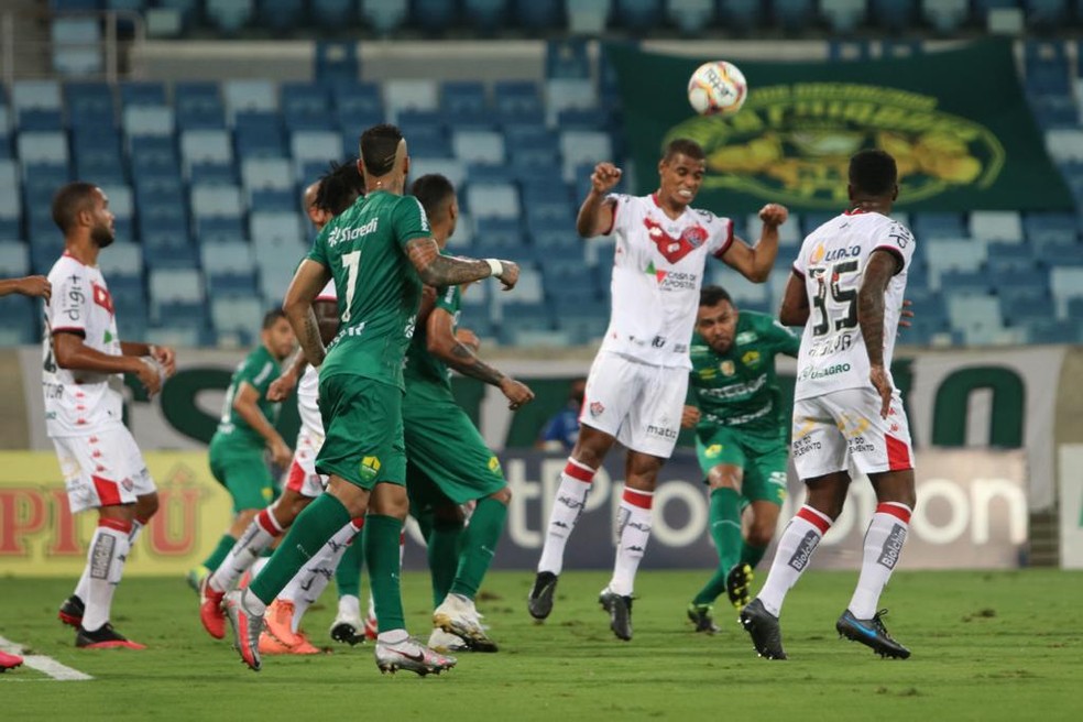 CAMPEONATO BRASILEIRO DA SÉRIE B DE 2020. PRIMEIRA FASE. VIGÉSIMA SÉTIMA RODADA. CUIABÁ-MT. VITÓRIA-BA.
