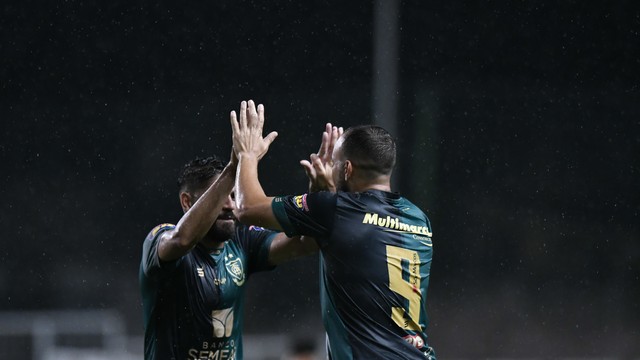 CAMPEONATO BRASILEIRO DA SÉRIE B DE 2020. PRIMEIRA FASE. TRIGÉSIMA TERCEIRA RODADA. AMÉRICA-MG. VITÓRIA-BA.