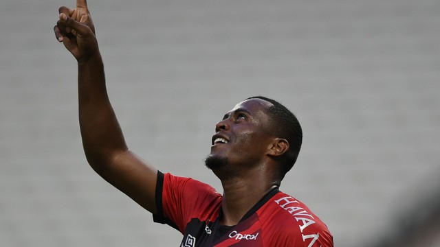 CAMPEONATO BRASILEIRO DA SÉRIE A DE 2020. PRIMEIRA FASE. TRIGÉSIMA TERCEIRA RODADA. ATHLETICO-PR. CEARÁ-CE.