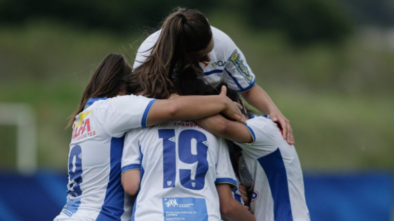 CAMPEONATO BRASILEIRO DE FUTEBOL FEMININO SUB-18. PRIMEIRA FASE. SEGUNDA RODADA. GRUPO D. AVAÍ/KINDERMANN-SC. SÃO FRANCISCO-BA.