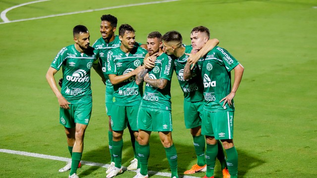 CAMPEONATO BRASILEIRO DA SÉRIE B DE 2020. PRIMEIRA FASE. TRIGÉSIMA QUARTA RODADA. CHAPECOENSE-SC. FIGUEIRENSE-SC.