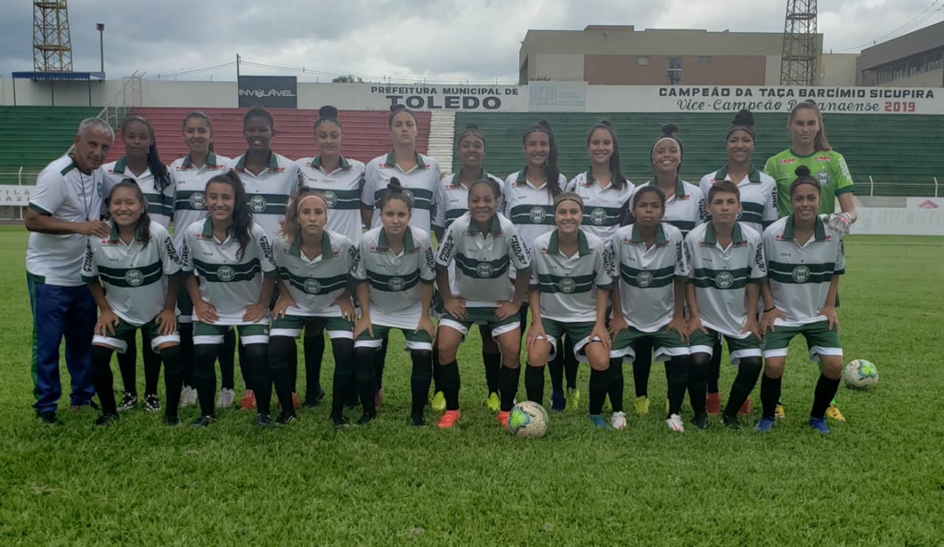 CAMPEONATO BRASILEIRO DE FUTEBOL FEMININO SUB-18. PRIMEIRA FASE. PRIMEIRA RODADA. GRUPO A. CORITIBA-TOLEDO-PR. BAHIA-BA.