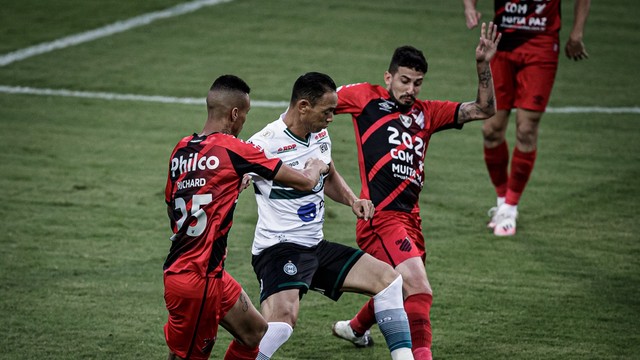CAMPEONATO BRASILEIRO DA SÉRIE A DE 2020. PRIMEIRA FASE. VIGÉSIMA NONA RODADA. CORITIBA-PR. ATHLETICO-PR.