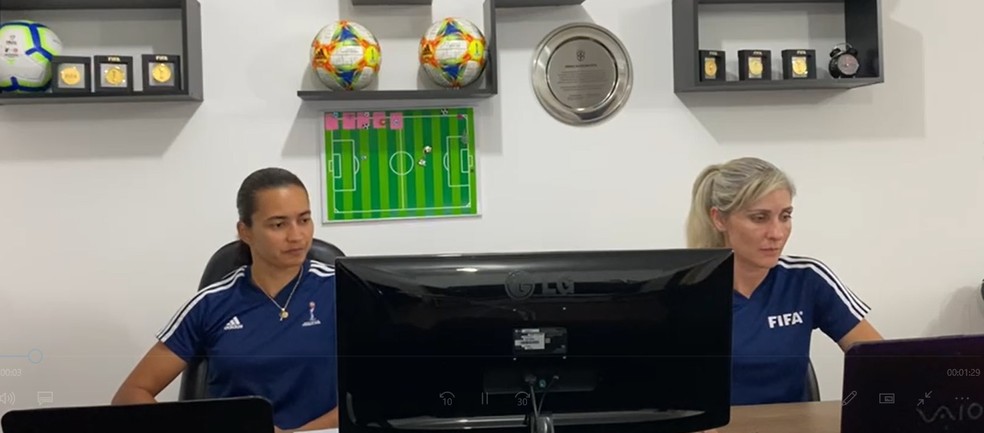 ARBITRAGEM BRASILEIRA. NEUZA BACK. EDINA ALVES.