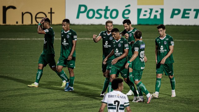 CAMPEONATO BRASILEIRO DA SÉRIE A DE 2020. PRIMEIRA FASE. VIGÉSIMA OITAVA RODADA. GOIÁS-GO. CORITIBA-PR.
