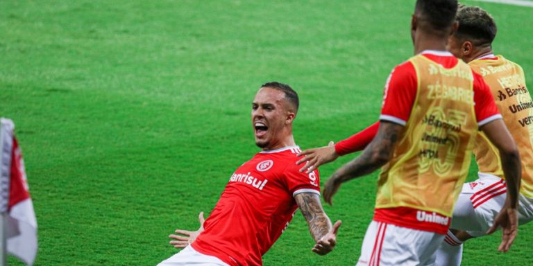 CAMPEONATO BRASILEIRO DA SÉRIE A DE 2020. PRIMEIRA FASE. TRIGÉSIMA RODADA. INTERNACIONAL-RS. FORTALEZA-CE.