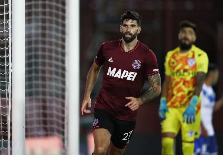 COPA SUL-AMERICANA DE 2020. SEMIFINAL. JOGO DE VOLTA. SEGUNDA PARTIDA. LANÚS. ARGENTINA. CLASSIFICADO. VÉLEZ SARSFILED. ARGENTINA. ELIMINADO. FINAL. LANÚS. ARGENTINA. CONTRA. DEFENSA Y JUSTICIA. ARGENTINA. COQUIMBO UNIDO. CHILE.