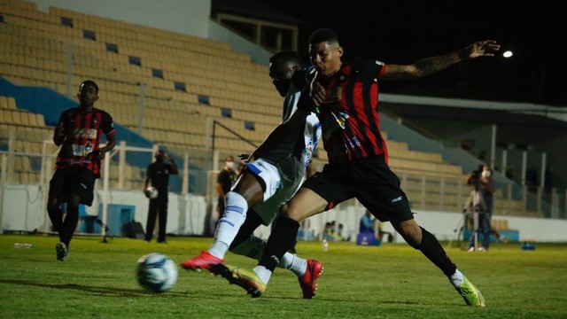 COPA DO NORDESTE DE 2021. PRÉ-FASE. MOTO CLUB-MA. CSA-AL. PRIMEIRO JOGO. JOGO DE IDA.