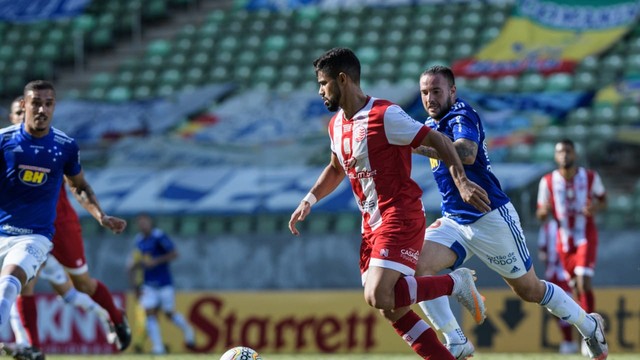 CAMPEOANTO BRASILEIRO DA SÉRIE B DE 2020. PRIMEIRA FASE. TRIGÉSIMA SÉTIMA RODADA. CRUZEIRO-MG. NÁUTICO-PE.