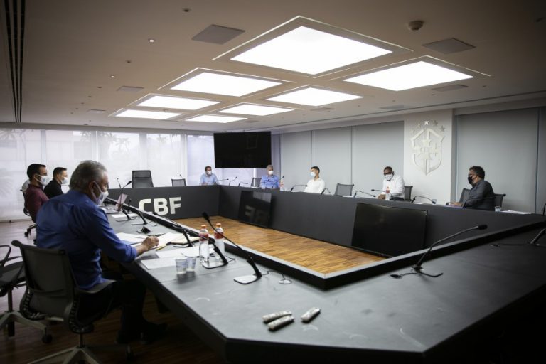 CONFEDERAÇÃO BRASILEIRA DE FUTEBOL. CBF. ELIMINATÓRIAS PARA COPA DO MUNDO DE 2022.