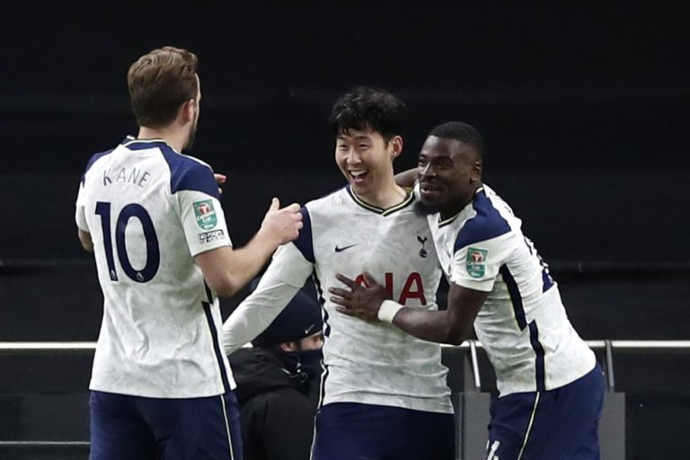 COPA DA LIGA INGLESA. SEMIFINAL. TOTTENHAM. INGLATERRA. CLASSIFICADO. BRENTFORD. INGLATERRA. ELIMINADO. FINAL. TOTTENHAM. INGLATERRA. MNAHCTESER CITY. INGLATERRA. OU. MANCHESTER UNITED. INGLATERRA.