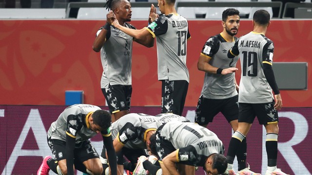 MUNDIAL DE CLUBES DA FIFA. QUARTAS DE FINAL. AL AHLY. EGITO. CLASSIFICADO.AL DUHAIL. CATAR. ELIMINADO. JOGO ÚNICO. SEMIFINAL. AL AHLY. EGITO. BAYERN DE MUNIQUE. ALEMANHA.