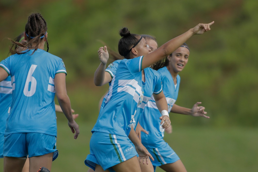 CAMPEONATO BRASILEIRO DE FUTEBOL FEMININO SUB-18 DE 2020. PRIMEIRA FASE. QUINTA RODADA. GRUPO E. AVAÍ/KINDERMANN-SC. SÃO FRANCISCO-BA.