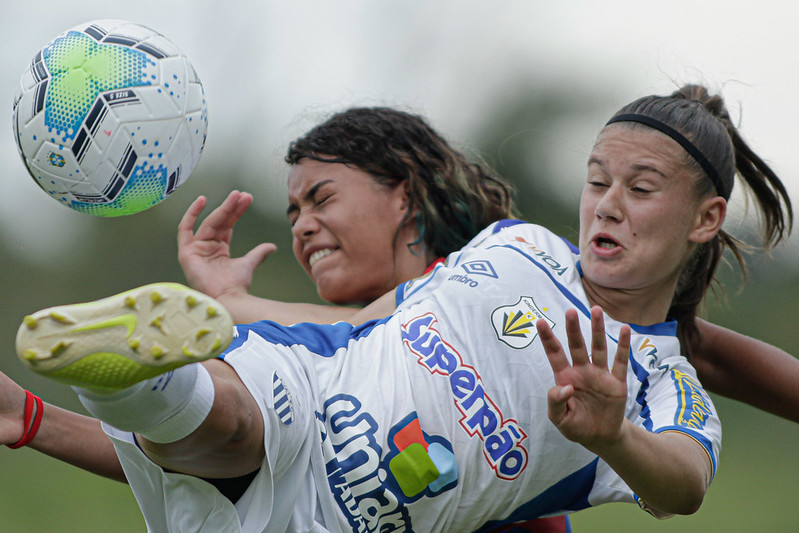 CAMPEONATO BRASILEIRO DE FUTEBOL FEMININO SUB-18 DE 2020. PRIMEIRA FASE. QUARTA RODADA. GRUPO D. AVAÍ/KINDERMANN-SC. FOZ CATARATAS-PR.