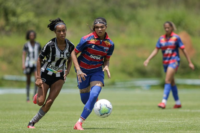 CAMPEONATO BRASILEIRO DE FUTEBOL FEMININO SUB-18. PRIMEIRA FASE. QUARTA RODADA. GRUPO E. BOTAFOGO-RJ. FORATLEZA-CE.