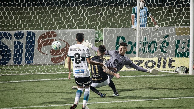 CAMPEONATO BRASILEIRO DA SÉRIE A DE 2020. PRIMEIRA FASE. TRIGÉSIMA SÉTIMA RODADA. CORITIBA-PR. CEARÁ-CE.