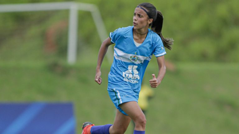 CAMPEONATO BRASIELRIO DE FUTEBOL FEMININO SUB-18 DE 2020. PRIMEIRA FASE. SEXTA RODADA. FOZ CATARATAS-PR. SÃO FRANCISCO-BA.
