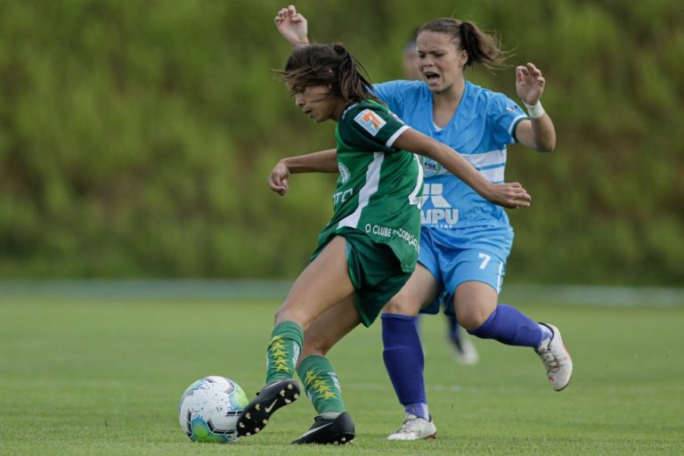 CAMPEONATO BRASILEIRO DE FUTEBOL FEMININO SUB-18. PRIMEIRA FASE. QUINTA RODADA. GRUPO D. AVAÍ/KINDERMANN-SC. FOZ CATARATAS-PR.