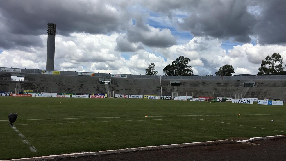 CAMPEONATO PARANAENSE DE 2021. PRIMEIRA FASE. PRIMEIRA RODADA. JOGO ADIADO. CASCAVEL FUTEBOL CLUBE-PR. PARANÁ CLUBE-PR.