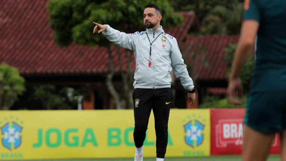 SELEÇÃO BRASILEIRA DE FUTEBOL FEMININO SUB-20.