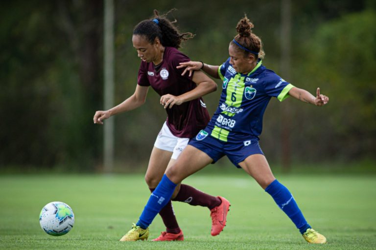 CAMPEONATO BRASILEIROD E FUTEBOL FEMININO SUB-18. PRIMEIRA FASE. SEXTA RODADA. GRUPO F. FERROVIÁRIA-SP. MINAS BRASÍLIA-DF.