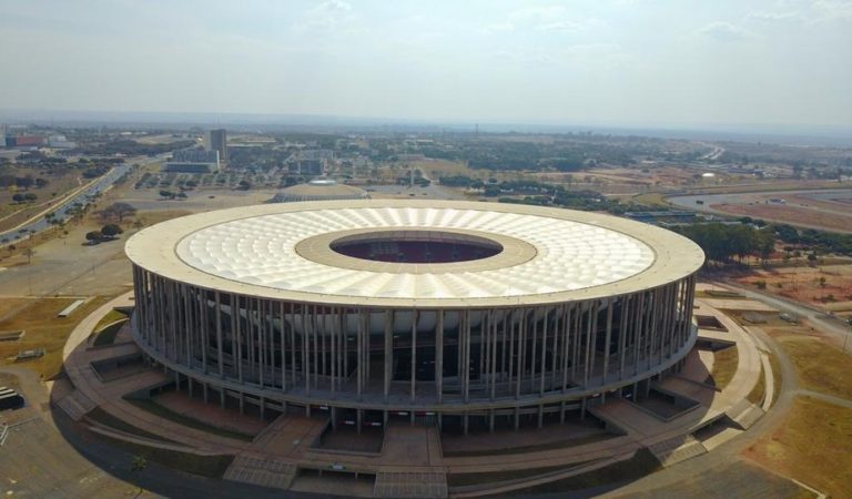 BRASÍLIA-DF. MANÉ GARRINCHA.