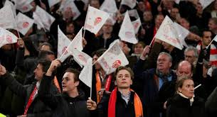 HOLANDA. COM PÚBLICO.