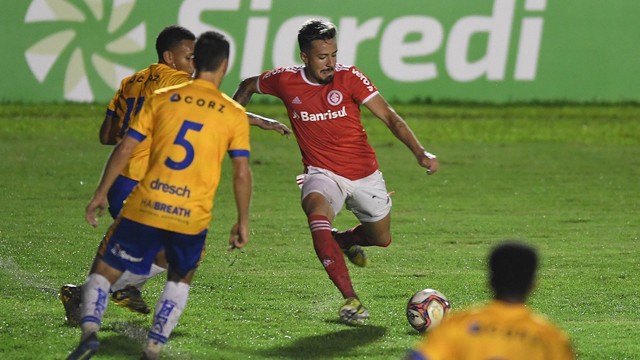 CAMPEONATO GAÚCHO DE 2021. PRIMEIRA FASE. SEGUNDA RODADA. PELOTAS-RS. INTERNAICONAL-RS.