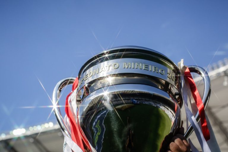 CAMPEONATO MINEIRO DE 2021. ADIADO. 1º ABRIL DE 2021.