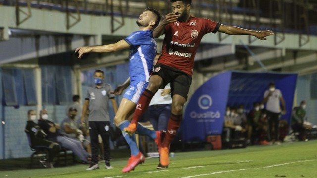 CAMPEONATO GAÚCHO DE 2021. PRIMEIRA FASE.SEXTA RODADA. NOVO HAMBURGO-RS. BRASIL DE PELOTAS-RS.