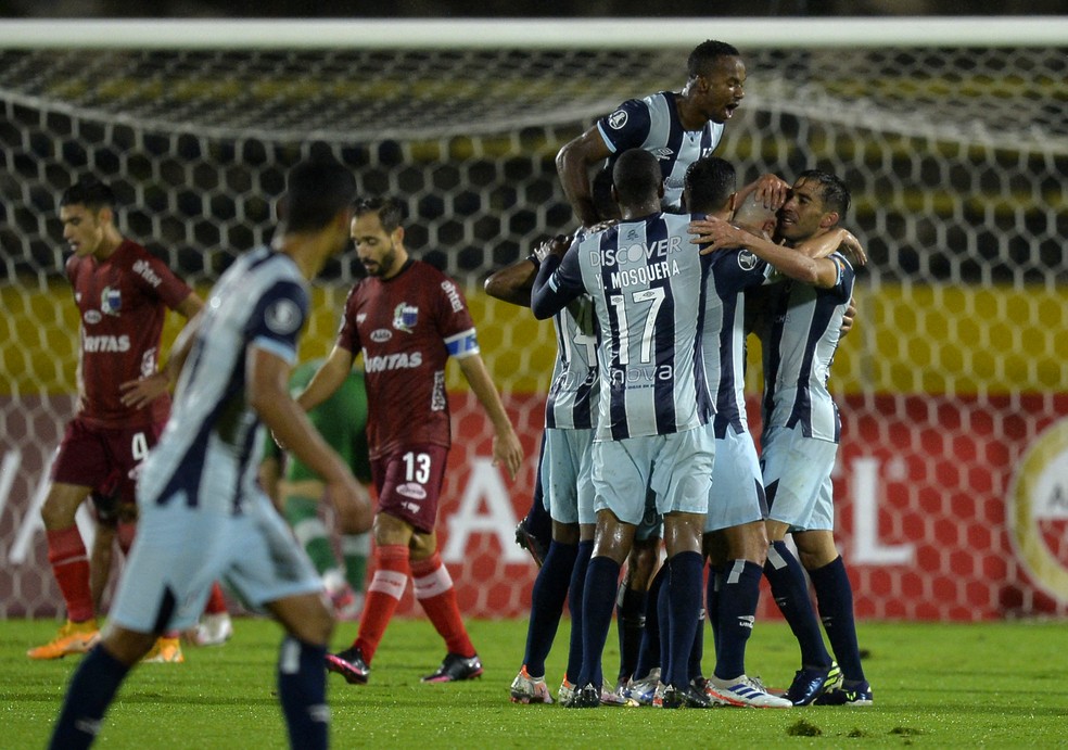 PRÉ-LIBERTADORES. UNIVERSIDAD DE QUITO. EQUADOR. CLASSIFICADO. LIVERPOOL. URUGUAI. ELIMINADO.