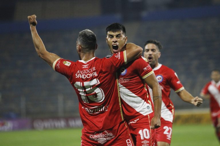 TAÇA LIBERTADORES DA AMÉRICA DE 2021. FASE DE GRUPOS. GRUPO F. SEGUNDA RODADA. ARGENTINOS JUNIORS. ARGENTINA. UNIVERSIDAD CATÓLICA. CHILE.