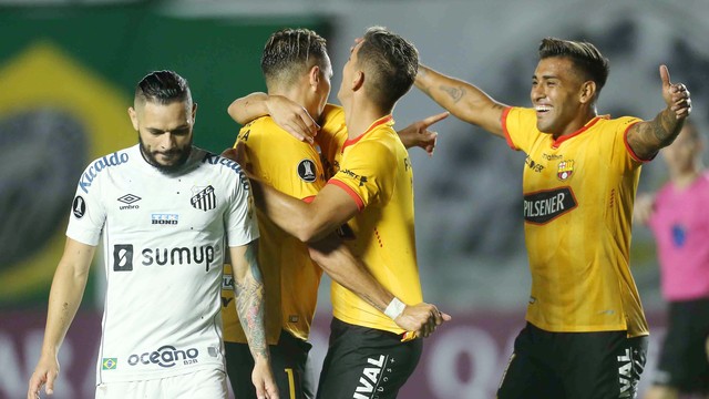 TAÇA LIBERTADORES DA AMÉRICA DE 2021. FASE DE GRUPOS. GRUPO B. PRIMEIRA RODADA. BARCELONA. EQUADOR. SANTOS-SP. BRASIL.