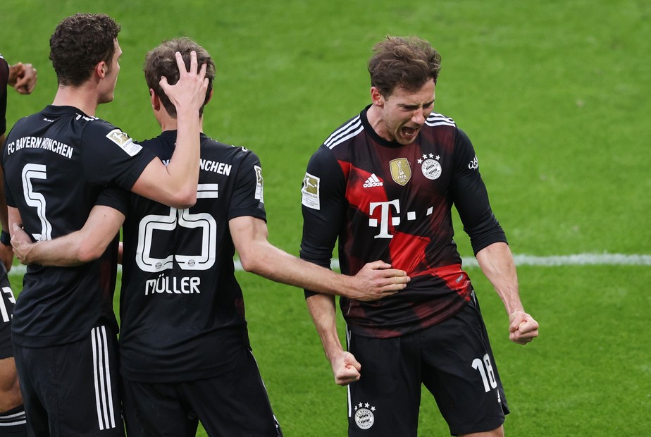 CAMPEONATO ALEMÃO. BUNDESLIGA. PRIMEIRA FASE. VIGÉSIMA SÉTIMA RODADA. BAYERN DE MUNIQUE. ALEMANHA. RASENBALLSPORT. ALEMANHA.