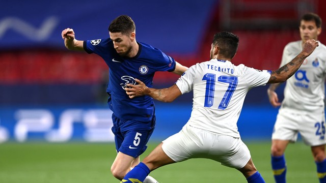 LIGA DOS CAMPEÕES DA EUROPA. TEMPORADA 2020.2021. QUARTAS DE FINAL. JOGO DE VOLTA. SEGUNDA PARTIDA. CHESLEA. INGLATERRA. CLASSIFICADO. PORTO. PORTUGAL. ELIMINADO.