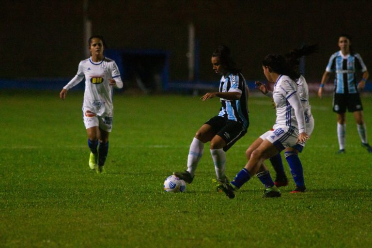 CAMPEONAOT BRASIELIRO DE FUTEBOL FEMININO SÉRIE A1 D E2021. PRIMEIRA FASE. SEGUNDA RODADA. GRÊMIO-RS. CRUZEIRO-MG.
