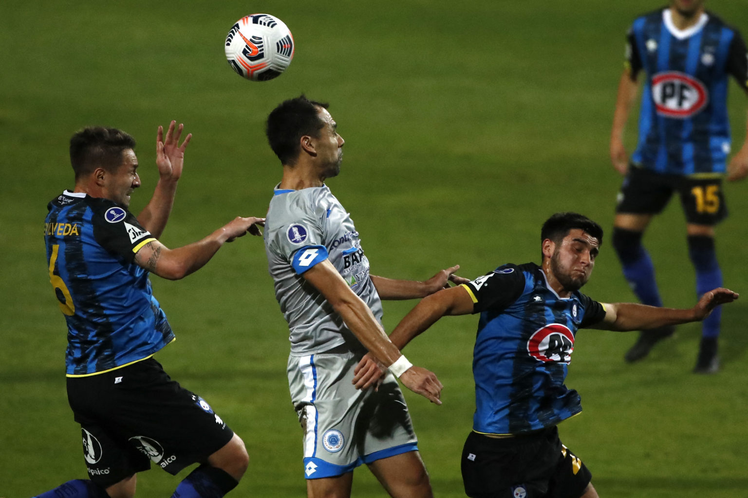 COPA SUL-AMERICANA DE 2021. FASE DE GRUPOS. SEGUNDA RODADA. GRUPO A. HUACHIPATO. CHILE. 12 DE OCTUBRE. PARAGUAI.