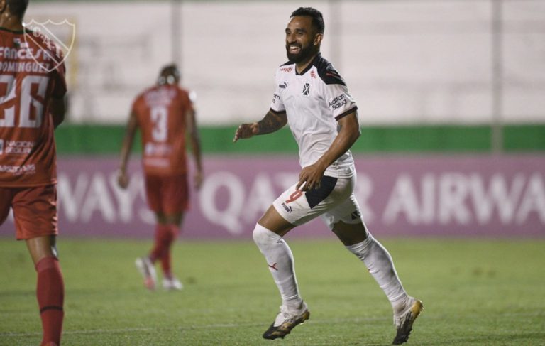 COPA SUL-AMERICANA DE 2021. FASE DE GRUPOS. GRUPO B. GUABIRÁ. BOLÍVIA. INDEPENDIENTE. ARGENTINA.