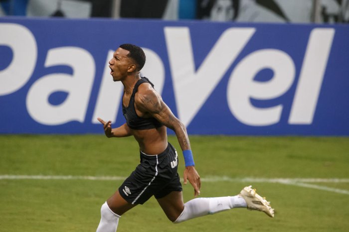 CAMPEONATO GAÚCHO DE 2021. PRIMEIRA FASE. NONA RODADA. GRÊMIO-RS. INTERNACIONAL-RS.
