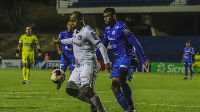 CAMPEONATO PAULISTA DE 2021. PRIMEIRA FASE. SEXTA RODADA. SÃO BENTO-SP. SÃO CAETANO-SP. GRUPO B. GRUPO D.