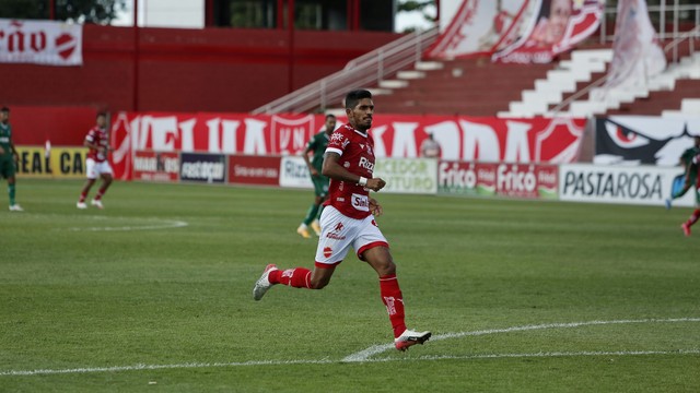 CAMPEONATO GOIANO DE 2021. PRIMEIRA FASE. OITAVA RODADA. GOIÁS-GO. VILA NOVA-GO.