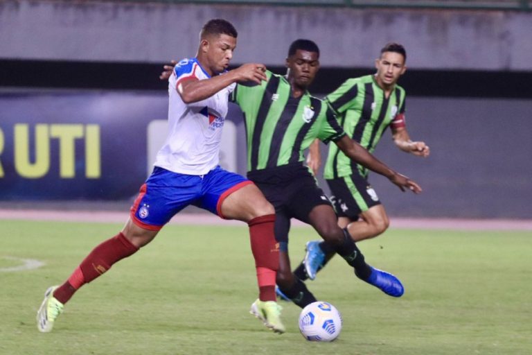 CAMPEONTO BRASILEIRO DE FUTEBOL SU-17 DE 2021. PRIMEIRA FASE. QUARTA RODADA. GRUPO A. BAHIA-BA. AMÉRICA-MG.