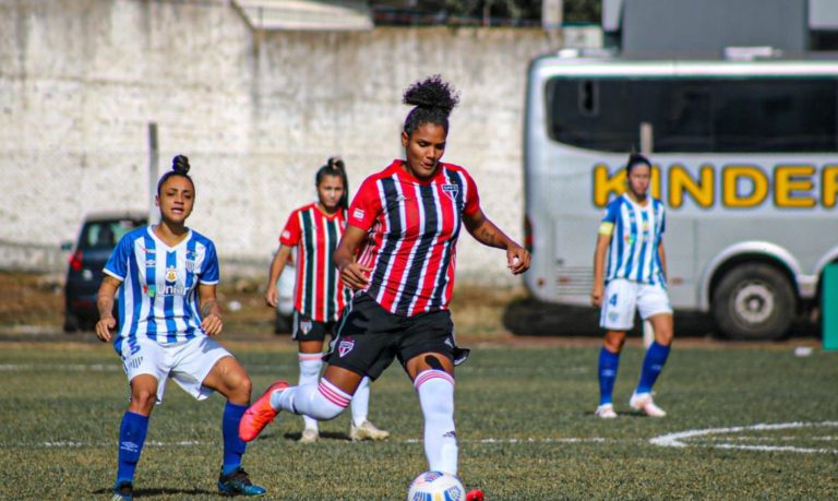 CAMPEONATO BRASILEIROD E FUTEBOL FEMININO DA SÉRIE A1 D E2021. PRIMEIRA FASE. QUINTA RODADA. AVAÍ/KINDERMANN-SC. SÃO PAULO-SP.