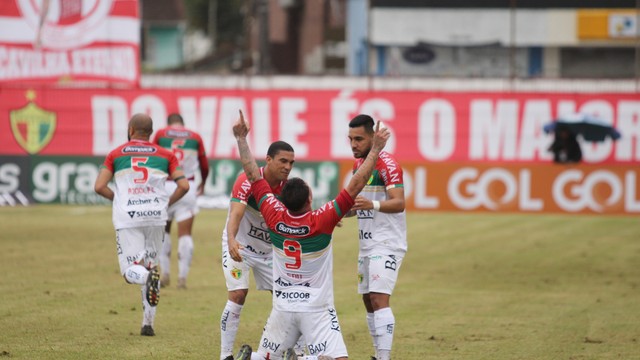 CAMPEONATO BRASIELRIO DA SÉRIE B DE 2021. PRIMEIRA FASE. PRIEMIRA RODADA. BRUSQUE-SC. PONTE PRETA-SP.