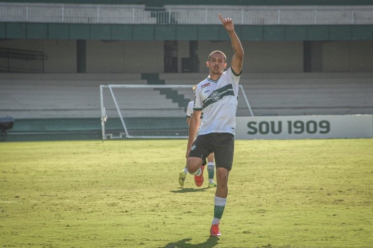 COPA DO BRASIL SUB-20 DE 2021. OITAVAS DE FINAL. JOGO DE IDA. PRIEMIRA PARTIDA. CORITIBA-PR. BAHIA-BA.